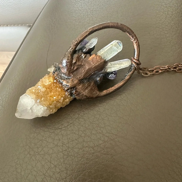 One Most Magical Unique Crystal Treasures 20%off - Picture 5 of 7